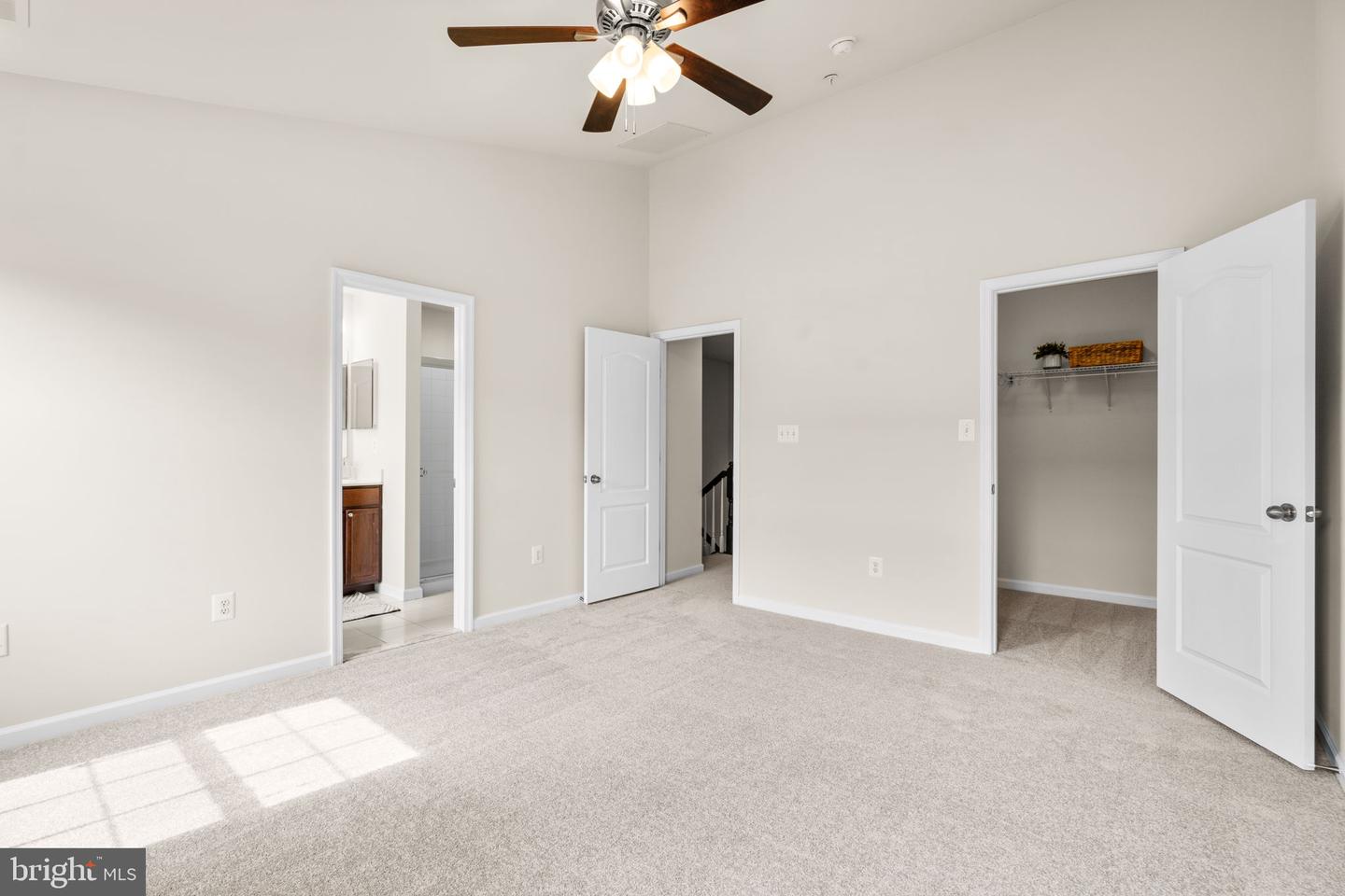 7720 Blue Stream Dr Property Photo 27