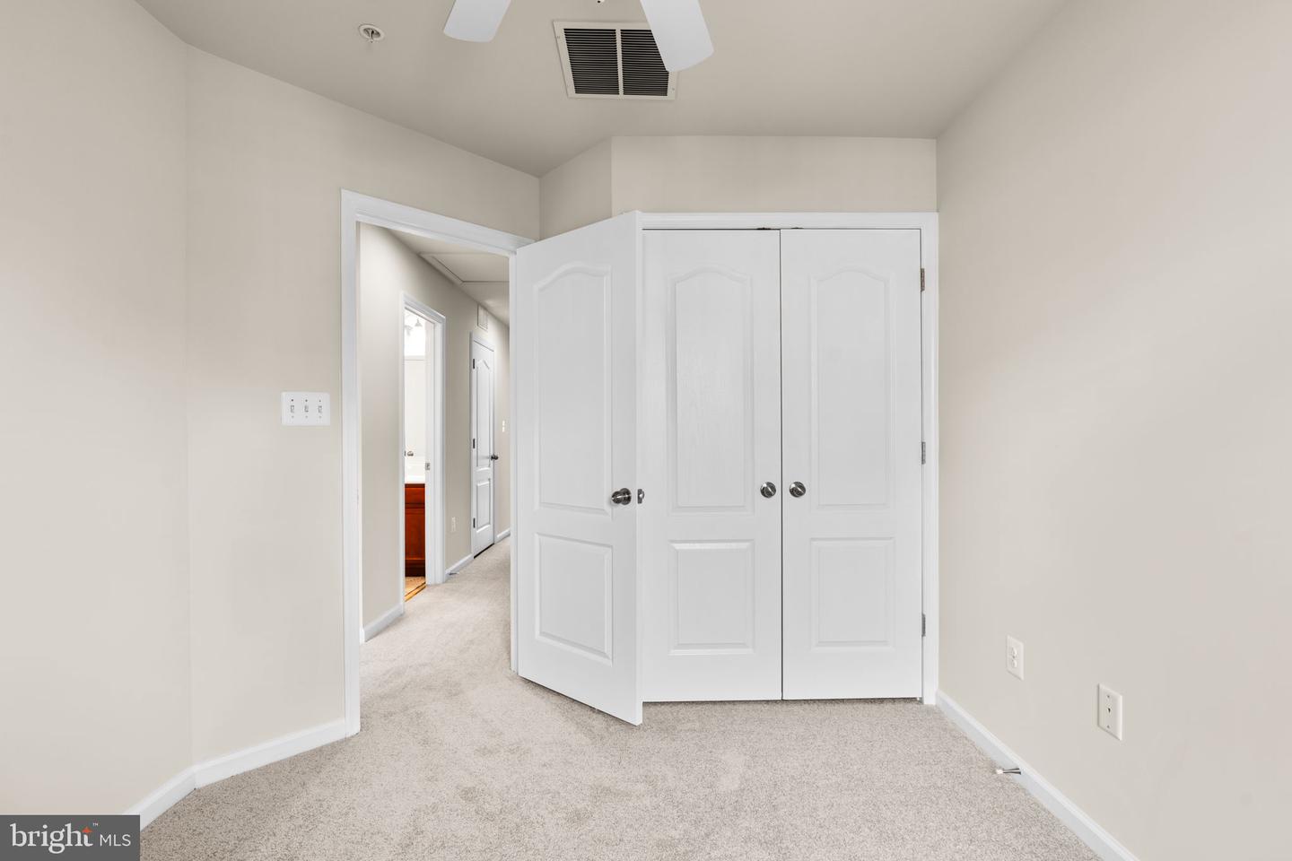 7720 Blue Stream Dr Property Photo 35