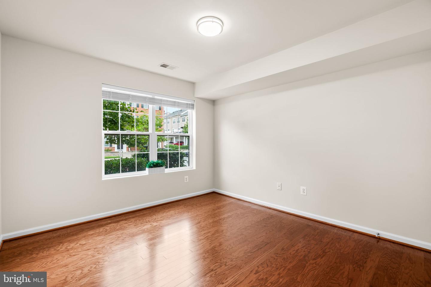 7720 Blue Stream Dr Property Photo 39