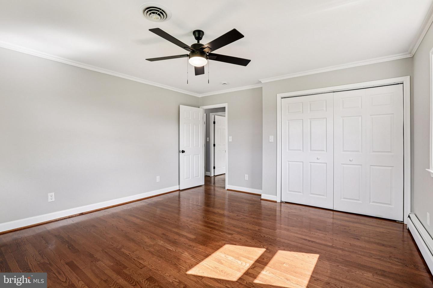 15474 Roxbury Rd Property Photo 22