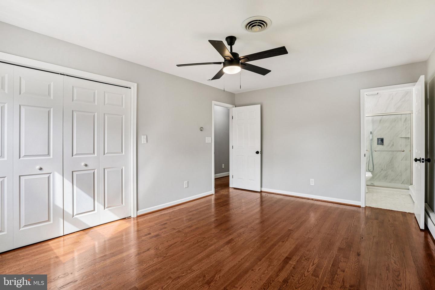 15474 Roxbury Rd Property Photo 24