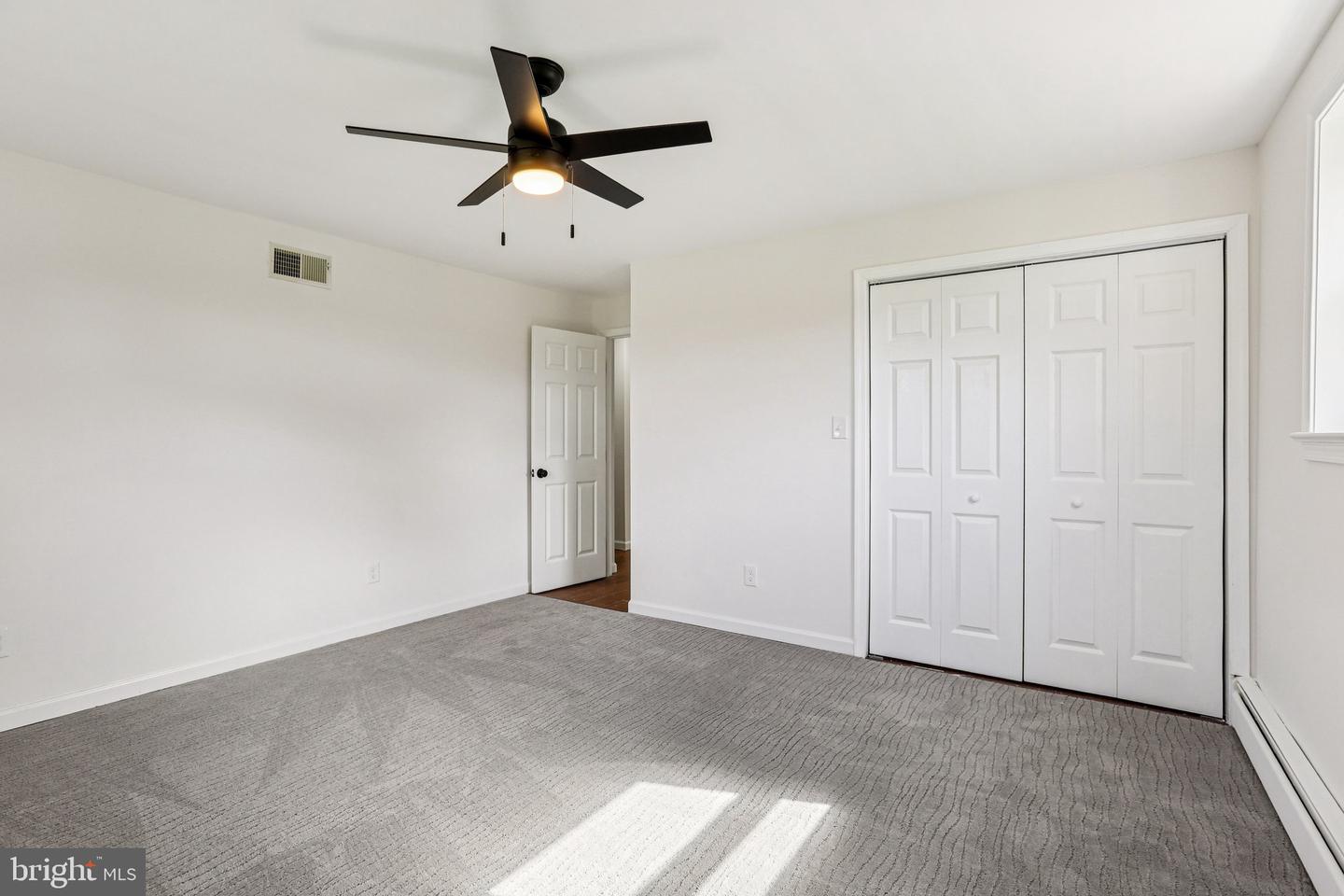 15474 Roxbury Rd Property Photo 29