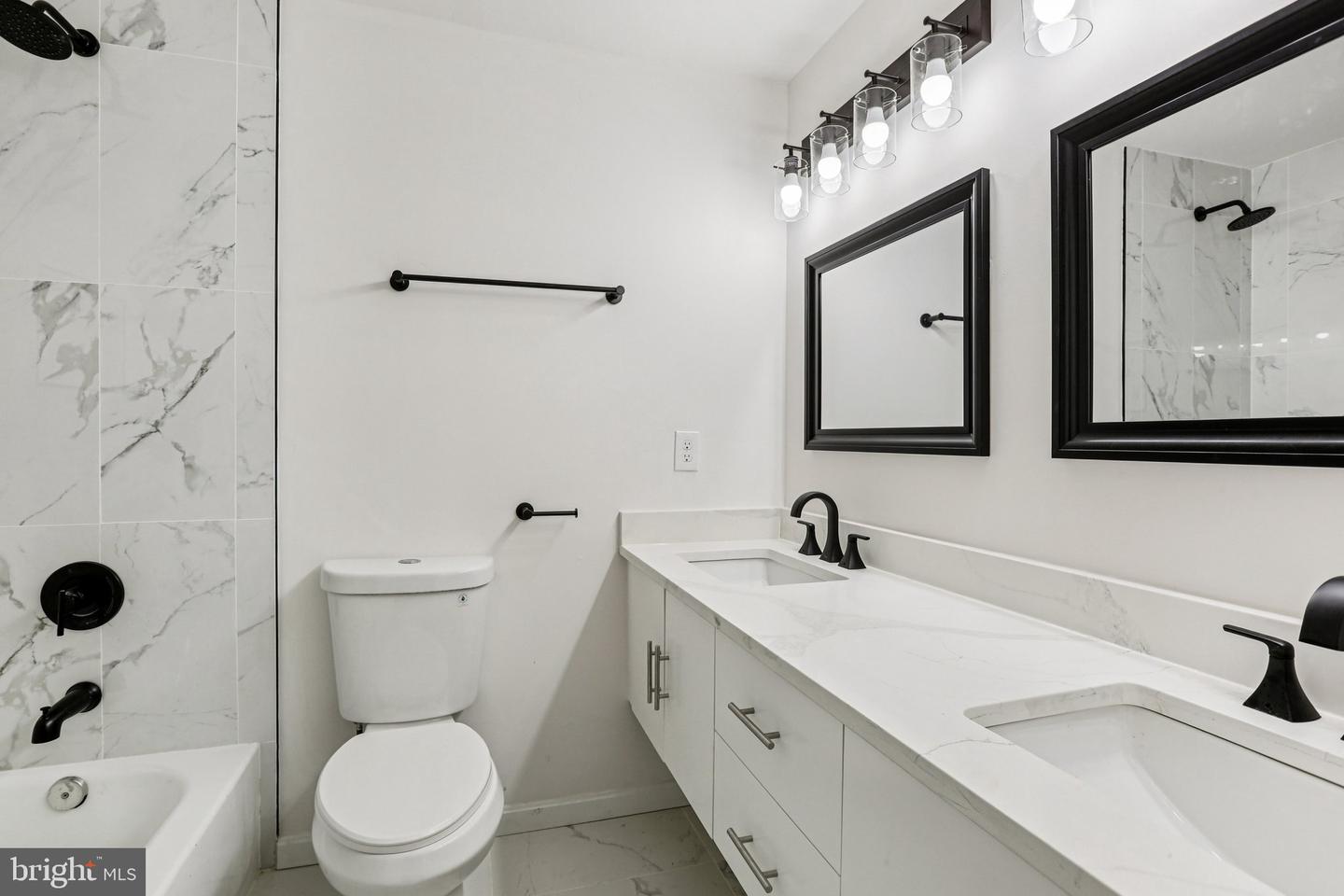 15474 Roxbury Rd Property Photo 35