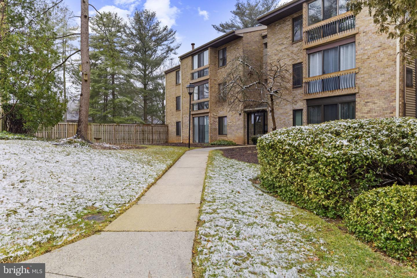 10534 Cross Fox Ln #d-1 Property Photo 1