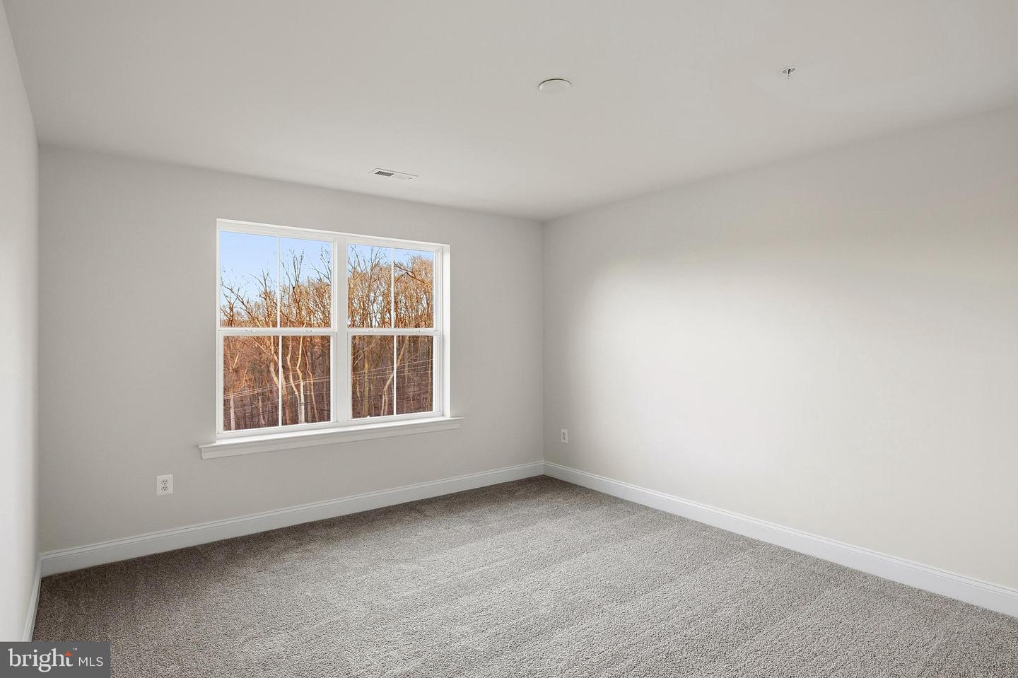 4484 Ilchester Rd Property Photo 28