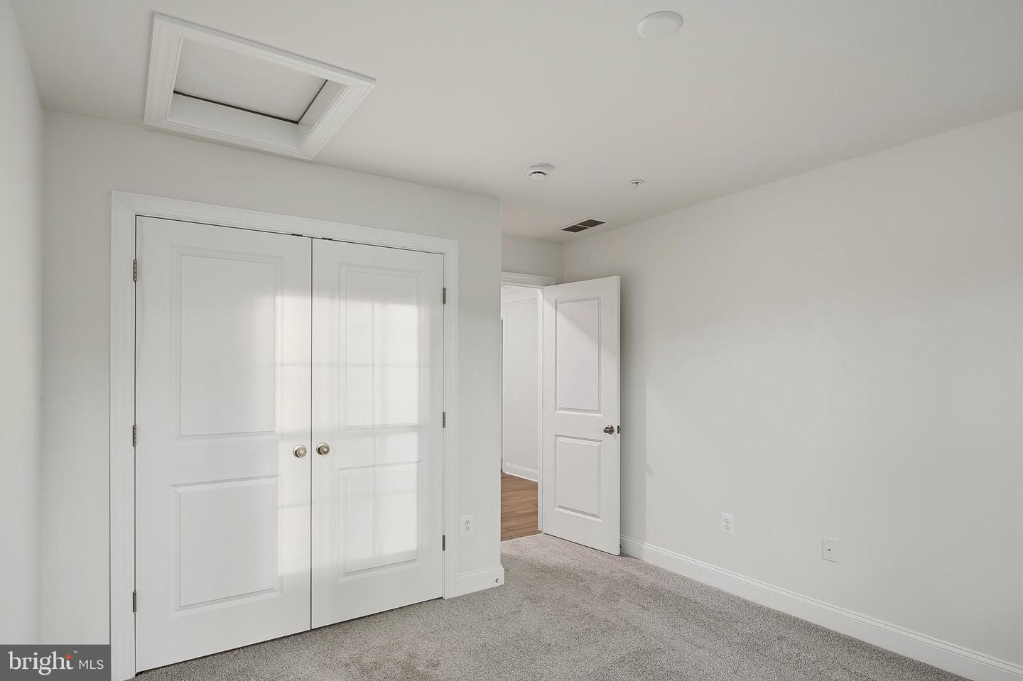 4484 Ilchester Rd Property Photo 33