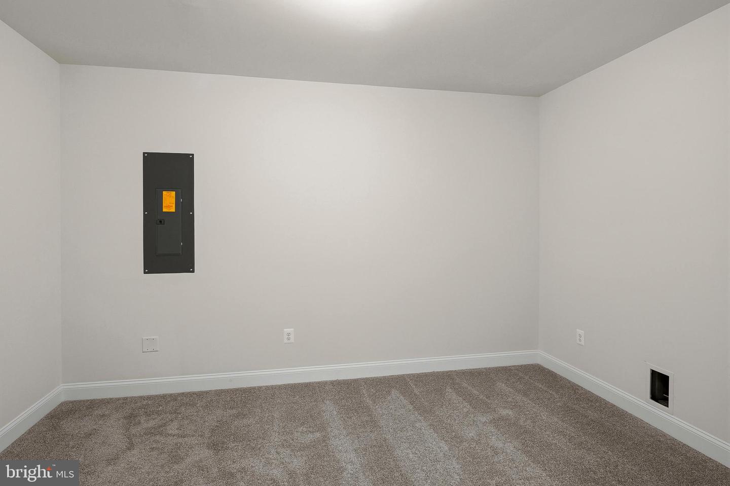 4484 Ilchester Rd Property Photo 37