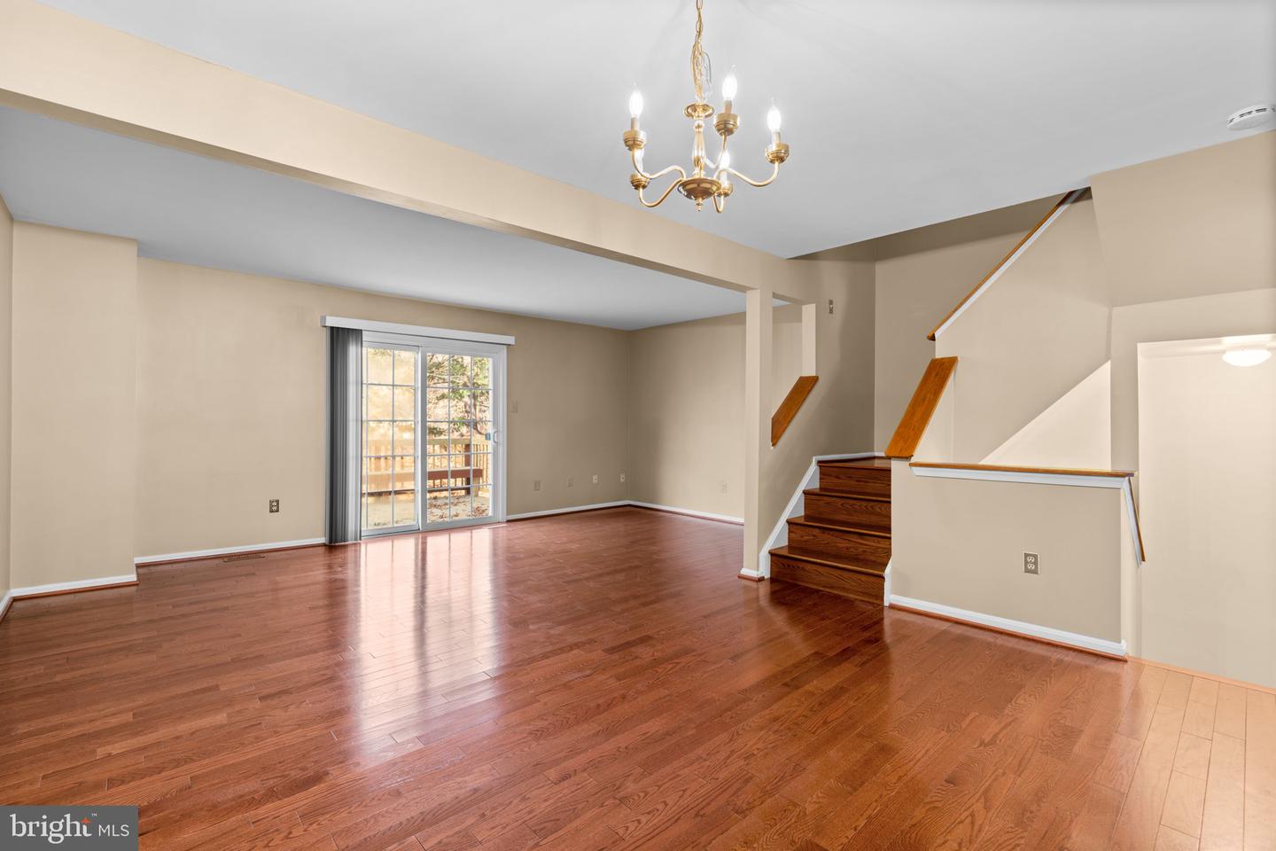 8871 Manahan Dr Property Photo 4