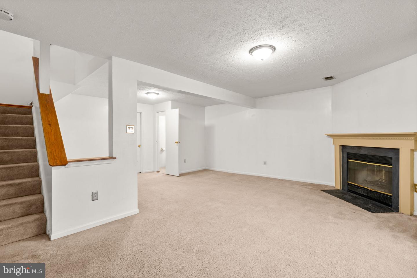 8871 Manahan Dr Property Photo 20