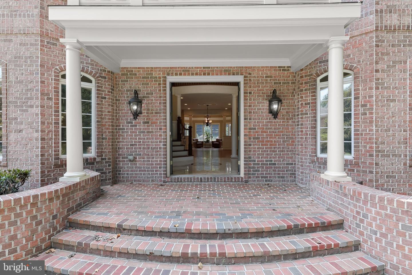 11616 Mirror Pond Ct Property Photo 12