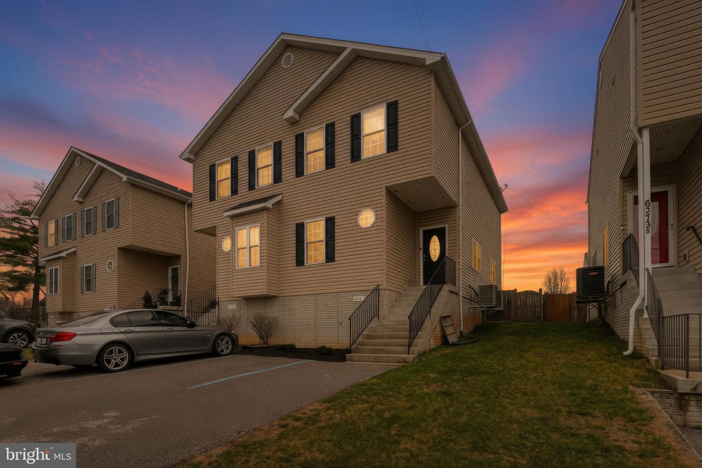 6371 Euclid Ave #a Property Photo 1