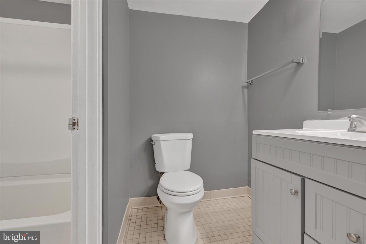 MDHW2066042 Property Photo 14