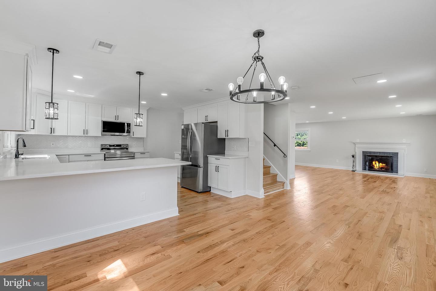 6354 Loudon Ave Property Photo 1