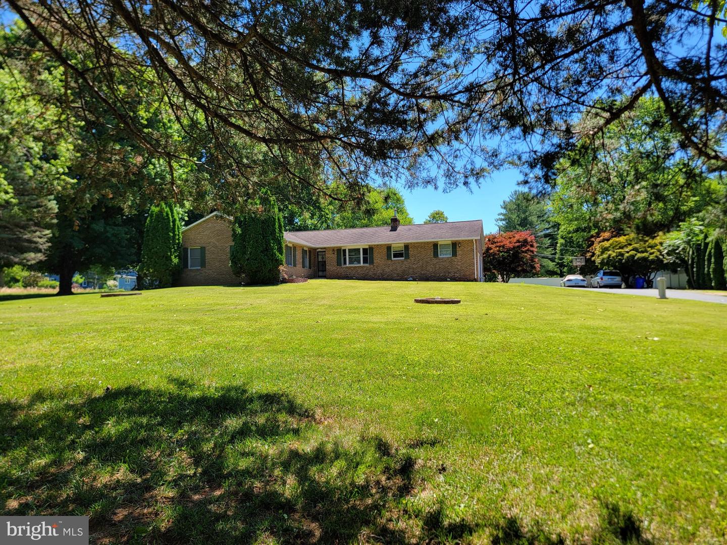 7401 Pindell School Rd Property Photo 1