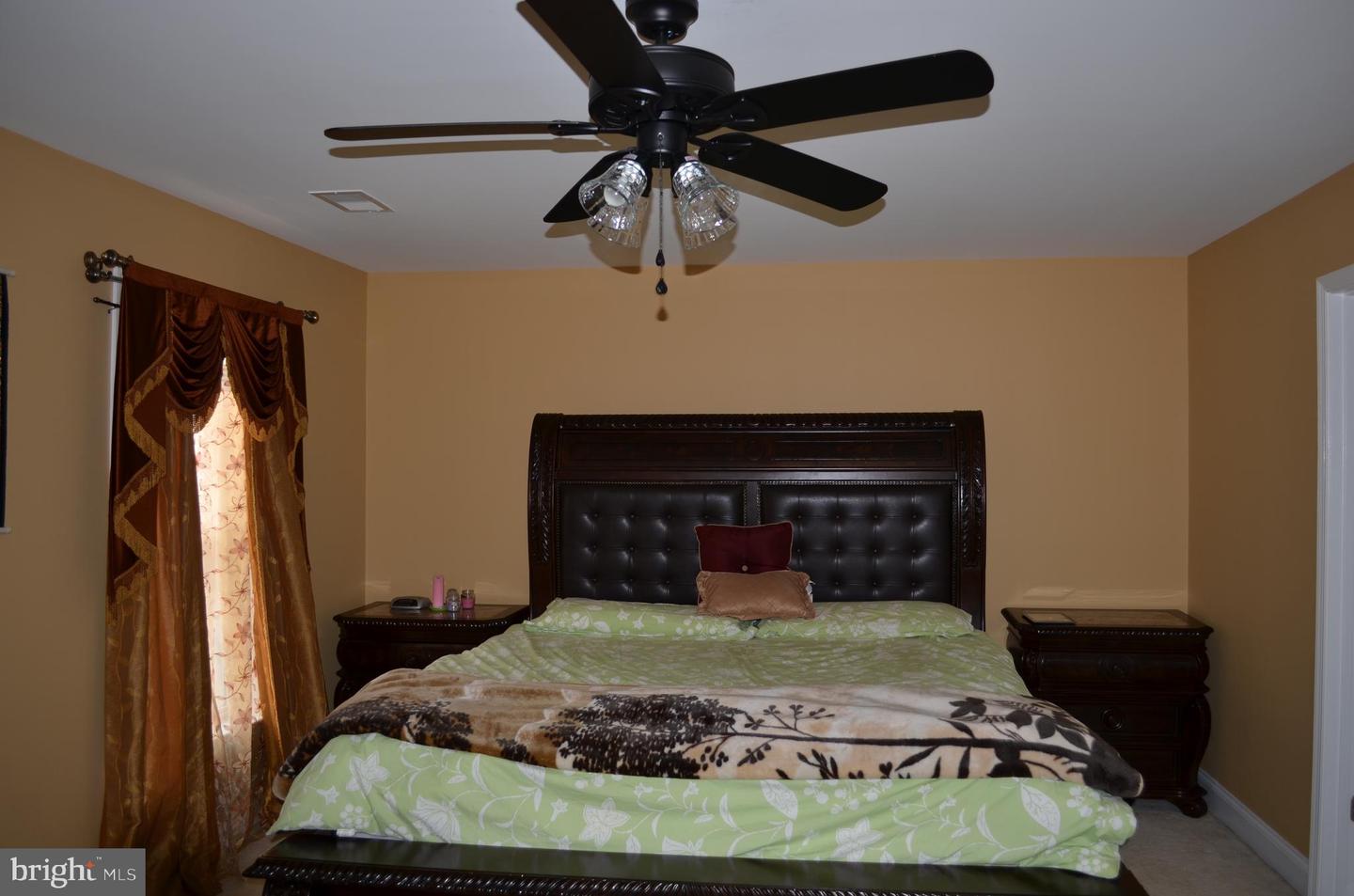 9631 Washington Ave Property Photo 11