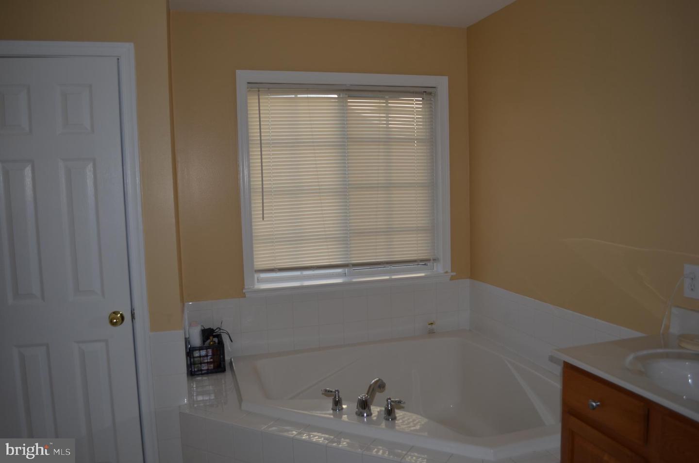 9631 Washington Ave Property Photo 12