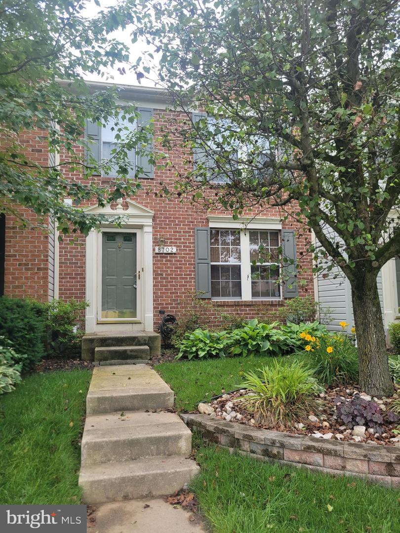 8702 Castlerock Ct Property Photo 2