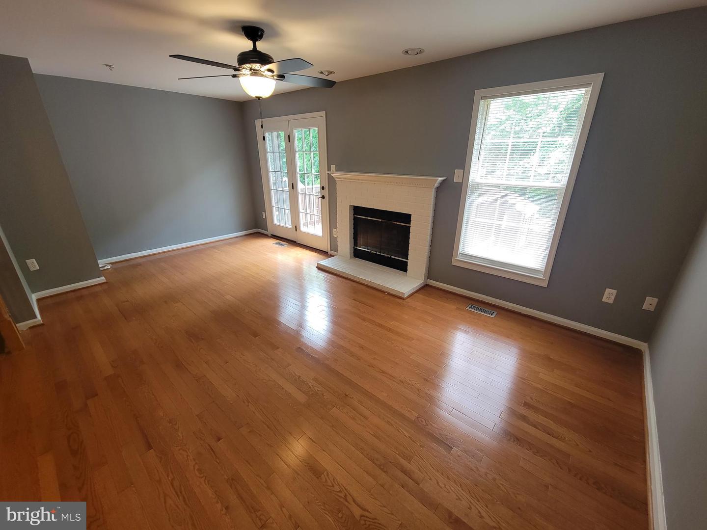 8702 Castlerock Ct Property Photo 14