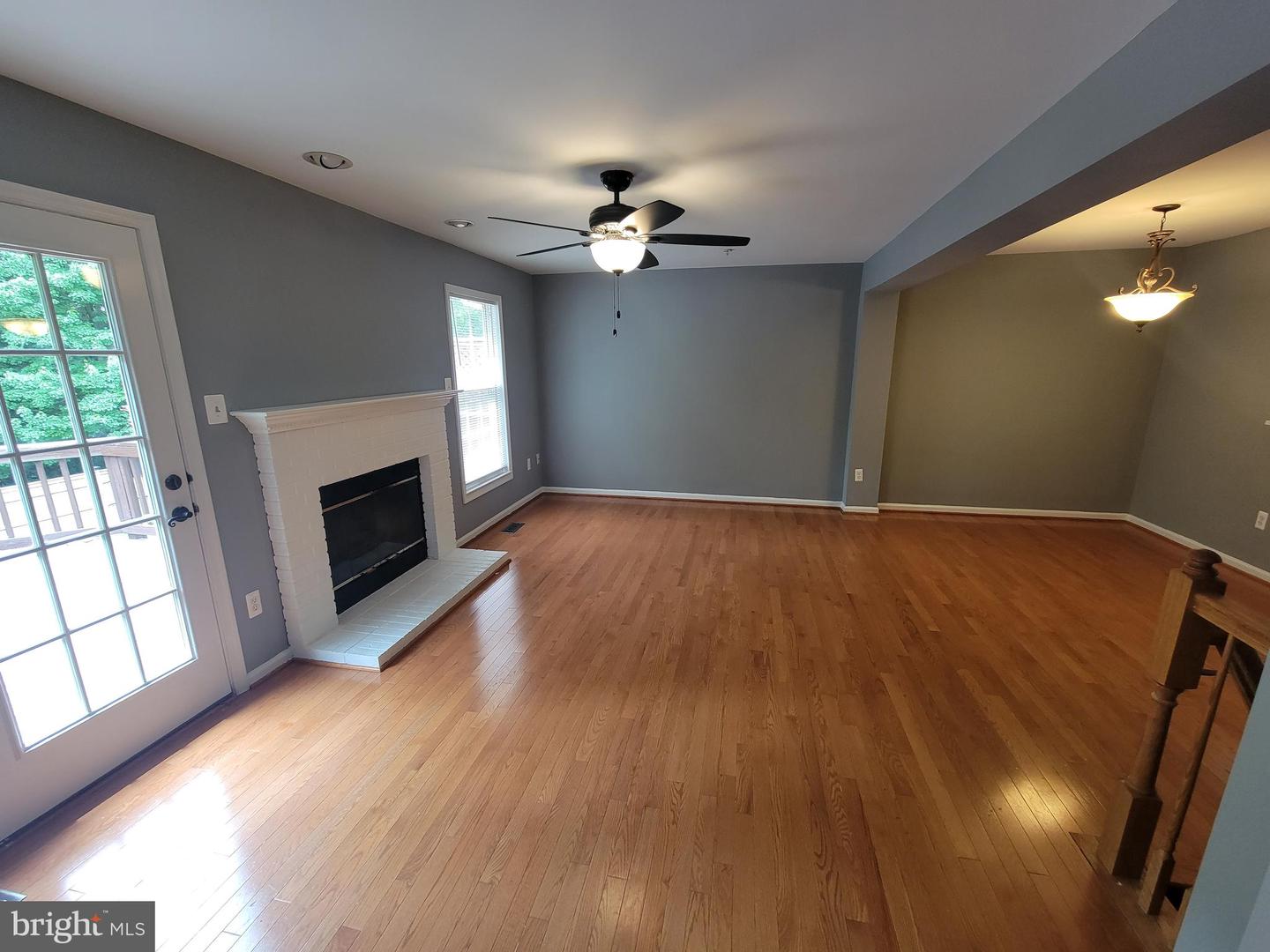 8702 Castlerock Ct Property Photo 17