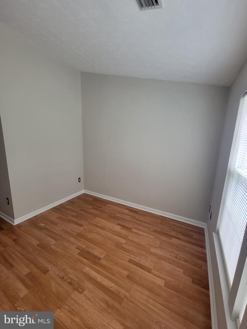 8702 Castlerock Ct Property Photo 48