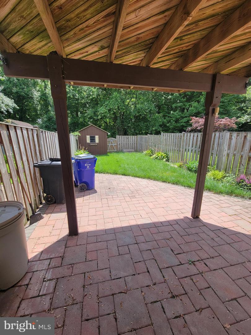 8702 Castlerock Ct Property Photo 61