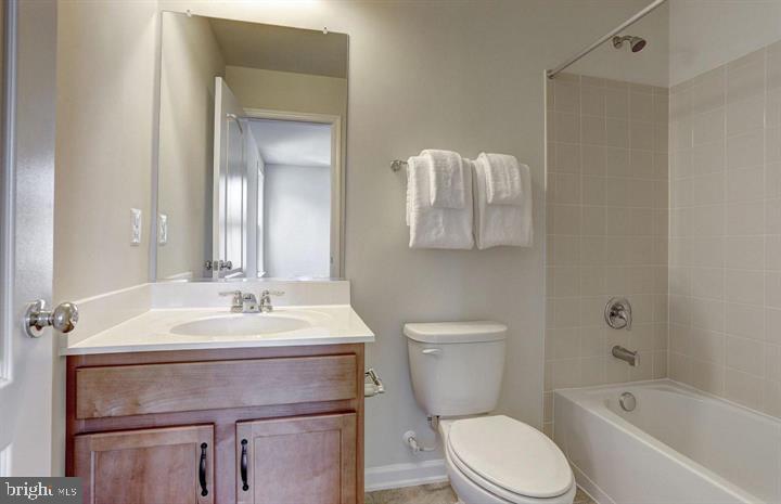 2410 Vineyard Springs Way Property Photo 25