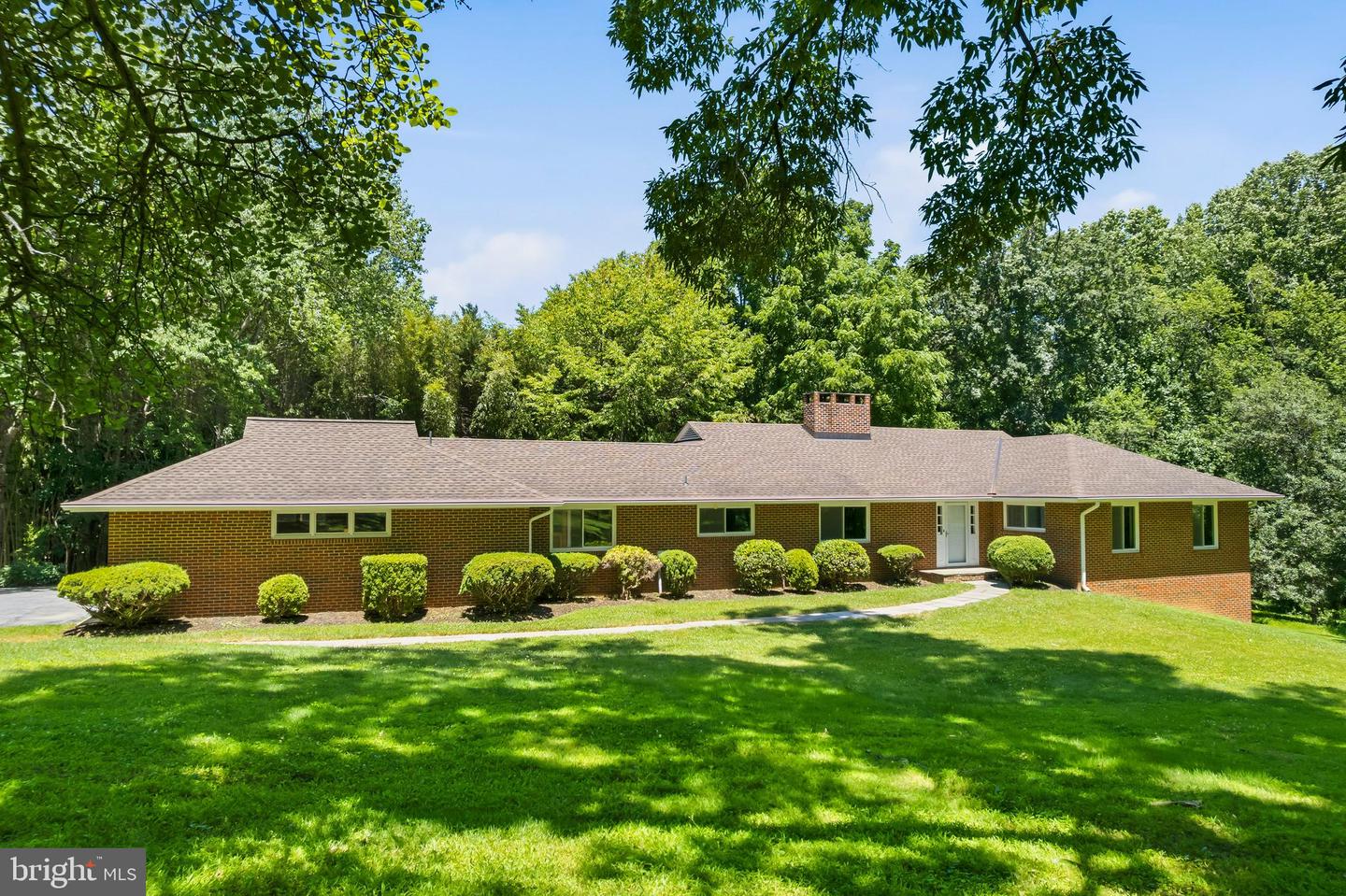 6281 Linkythorn Ln Property Photo 1