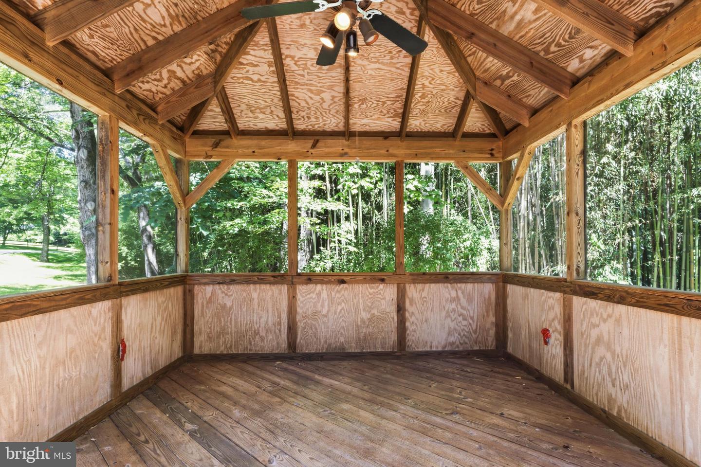 6281 Linkythorn Ln Property Photo 40