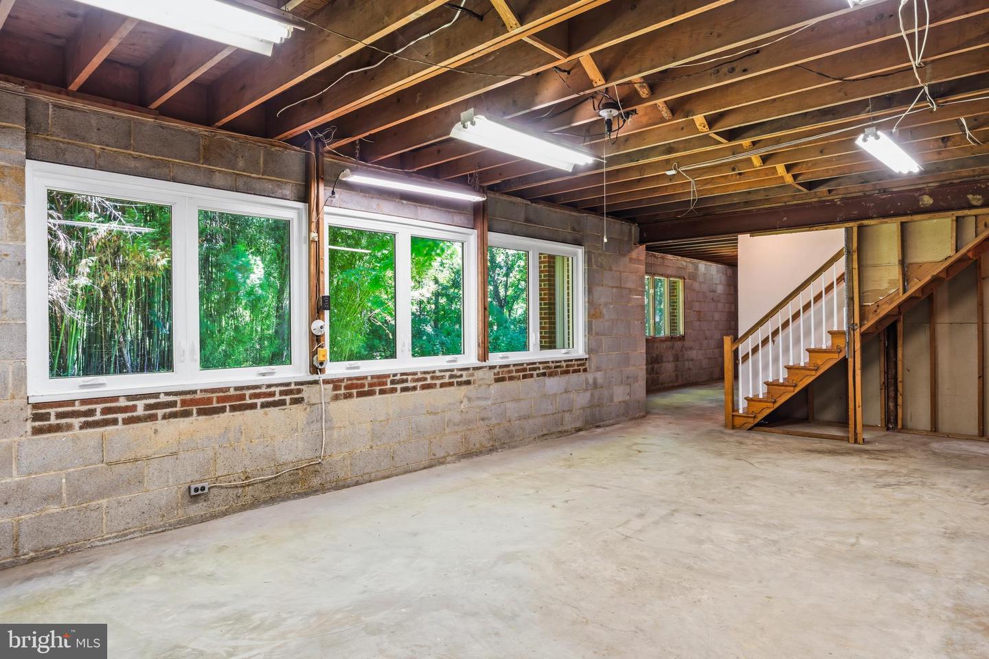 6281 Linkythorn Ln Property Photo 71