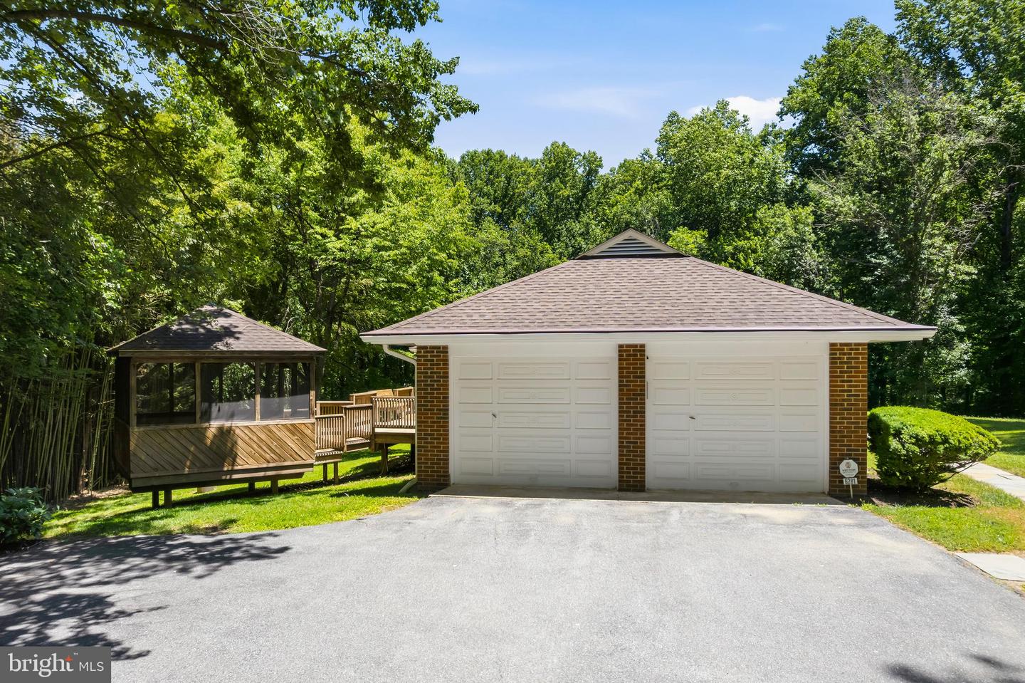 6281 Linkythorn Ln Property Photo 72