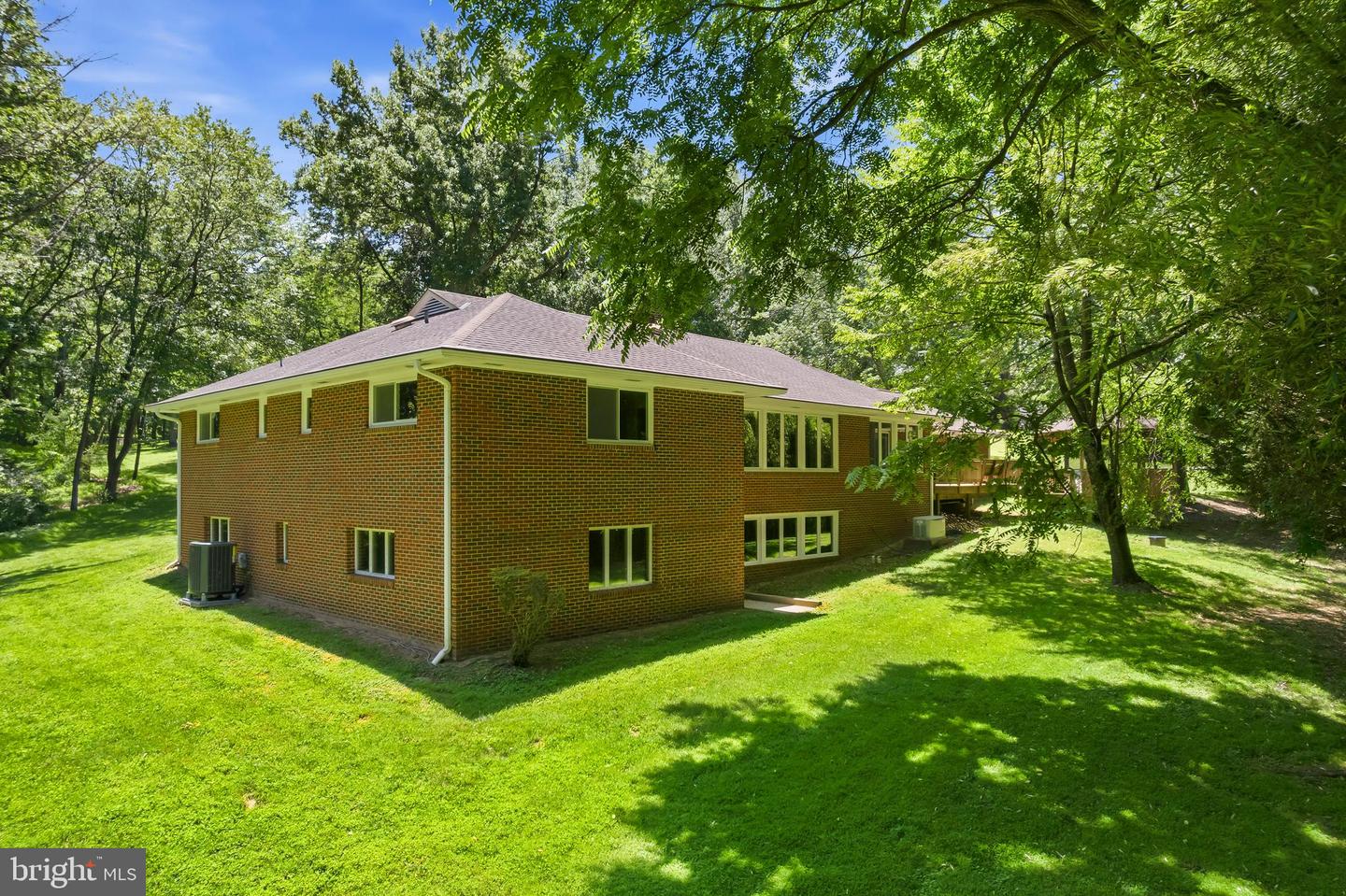 6281 Linkythorn Ln Property Photo 80