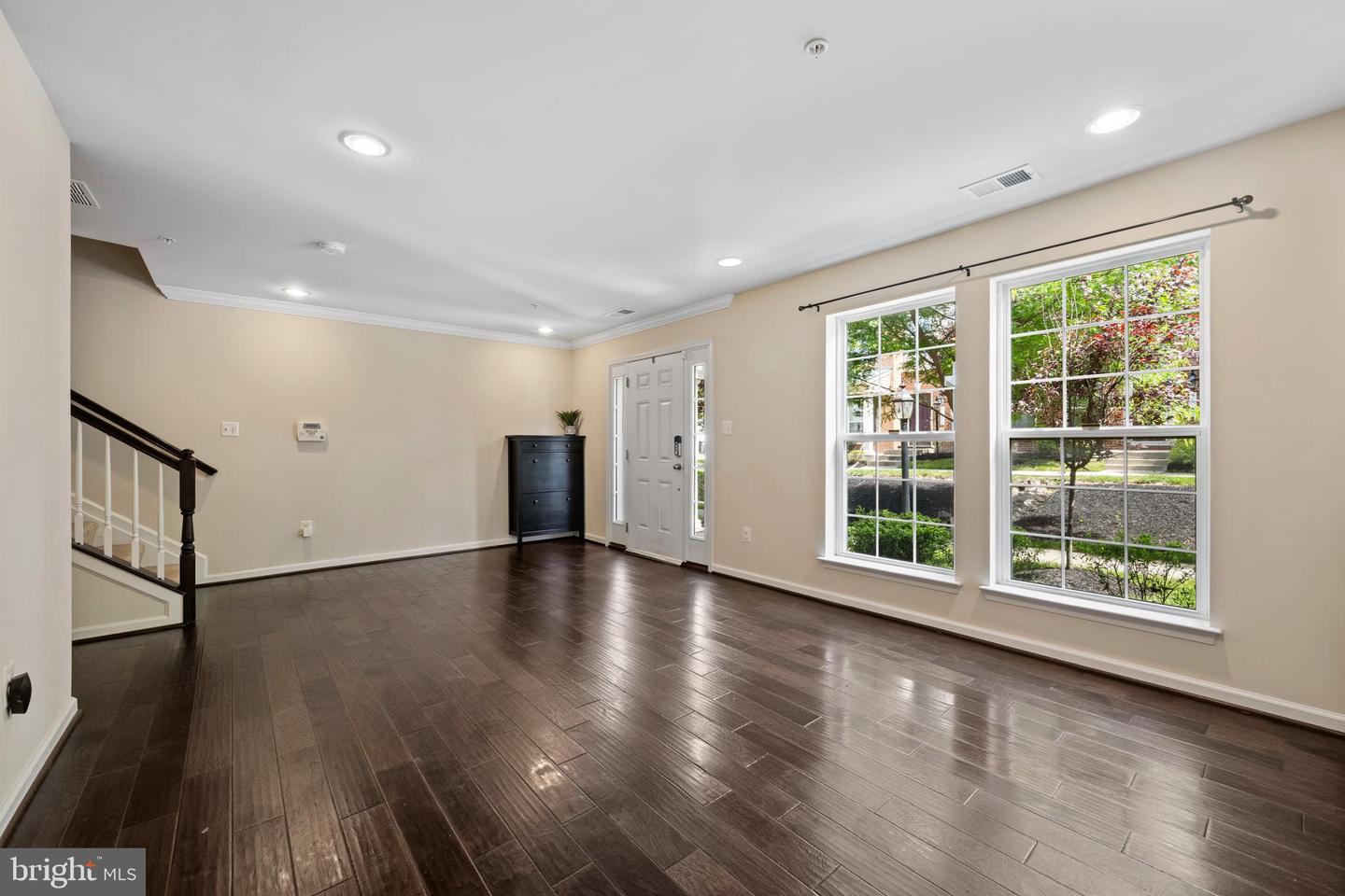7062 Foxton Way Property Photo 8
