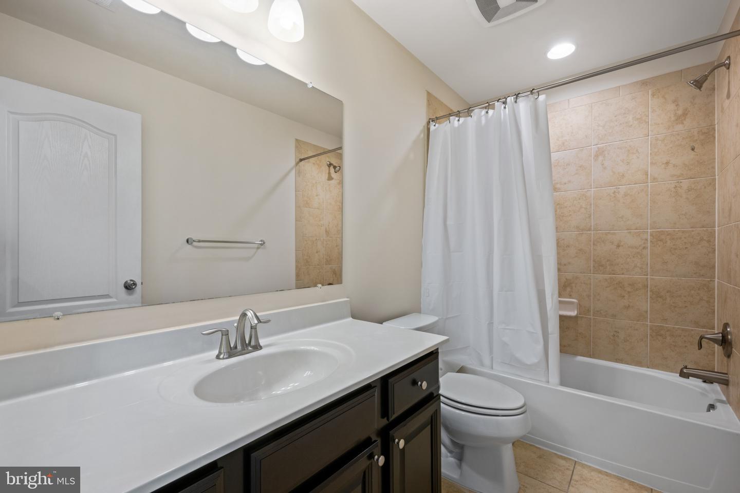 7062 Foxton Way Property Photo 31