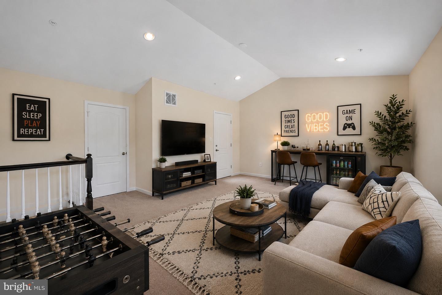 7062 Foxton Way Property Photo 33