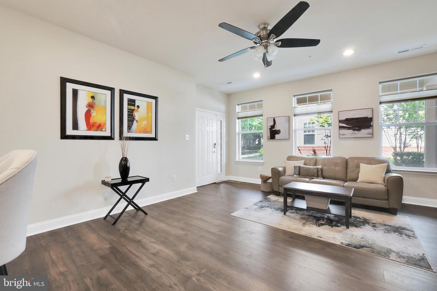 7312 Harlow Way #b Property Photo 19