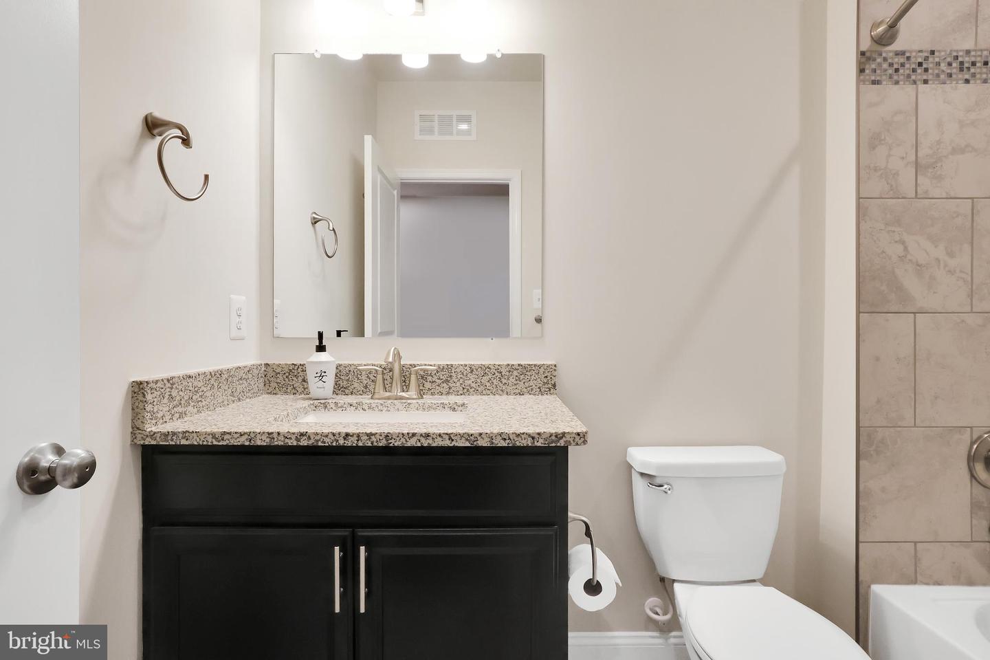7312 Harlow Way #b Property Photo 39