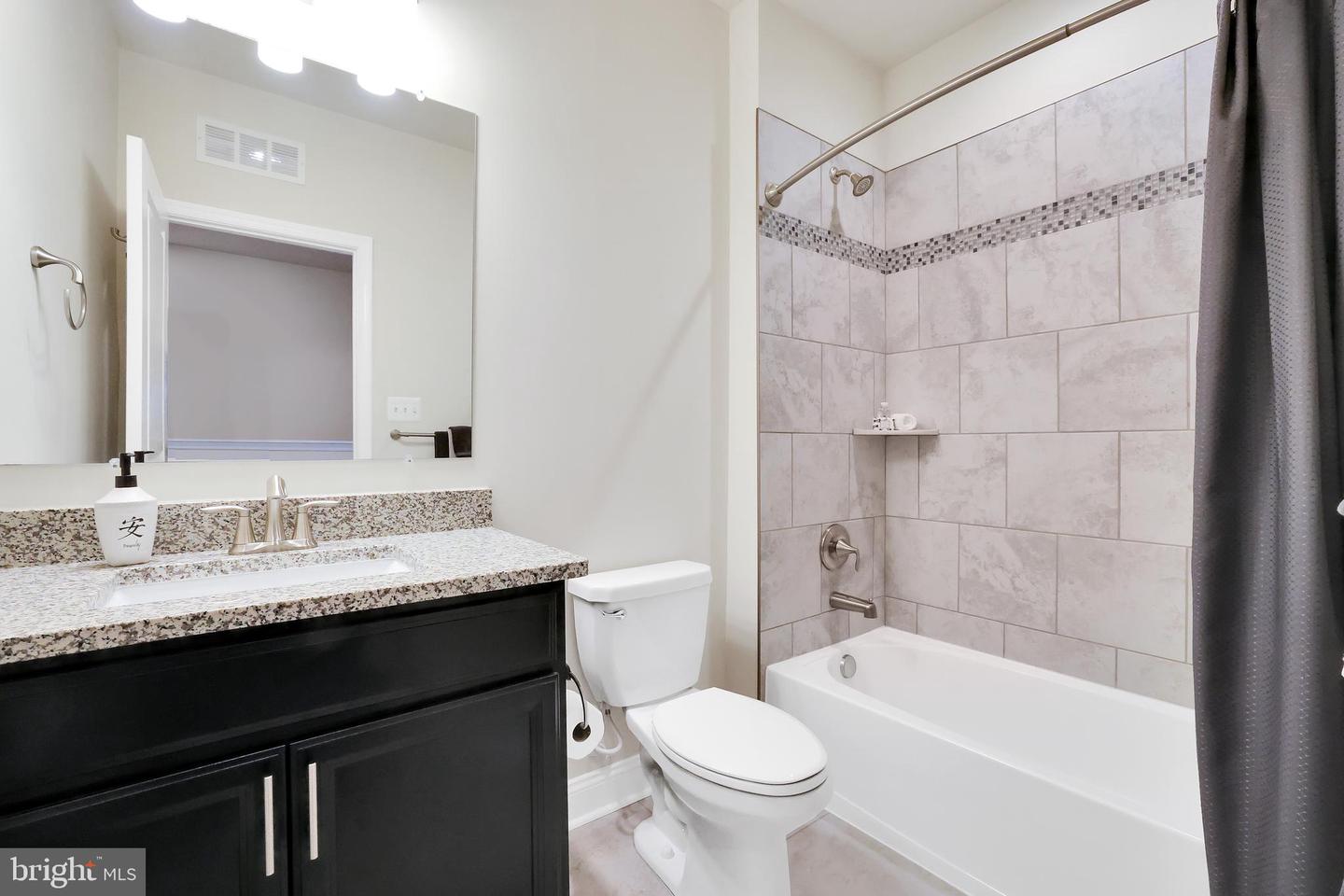 7312 Harlow Way #b Property Photo 40