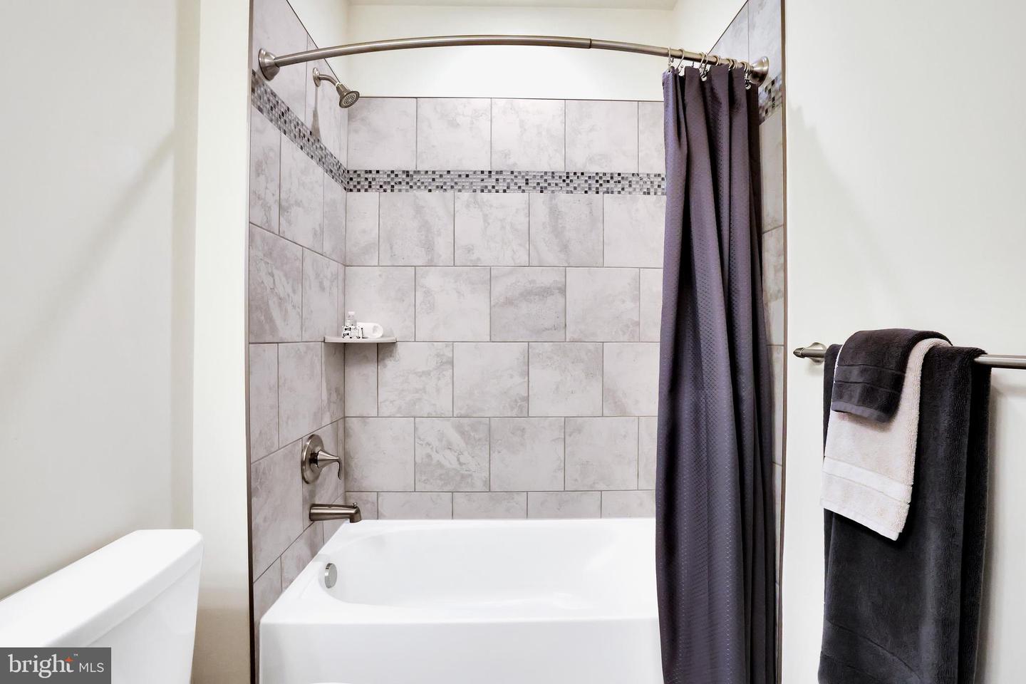 7312 Harlow Way #b Property Photo 41