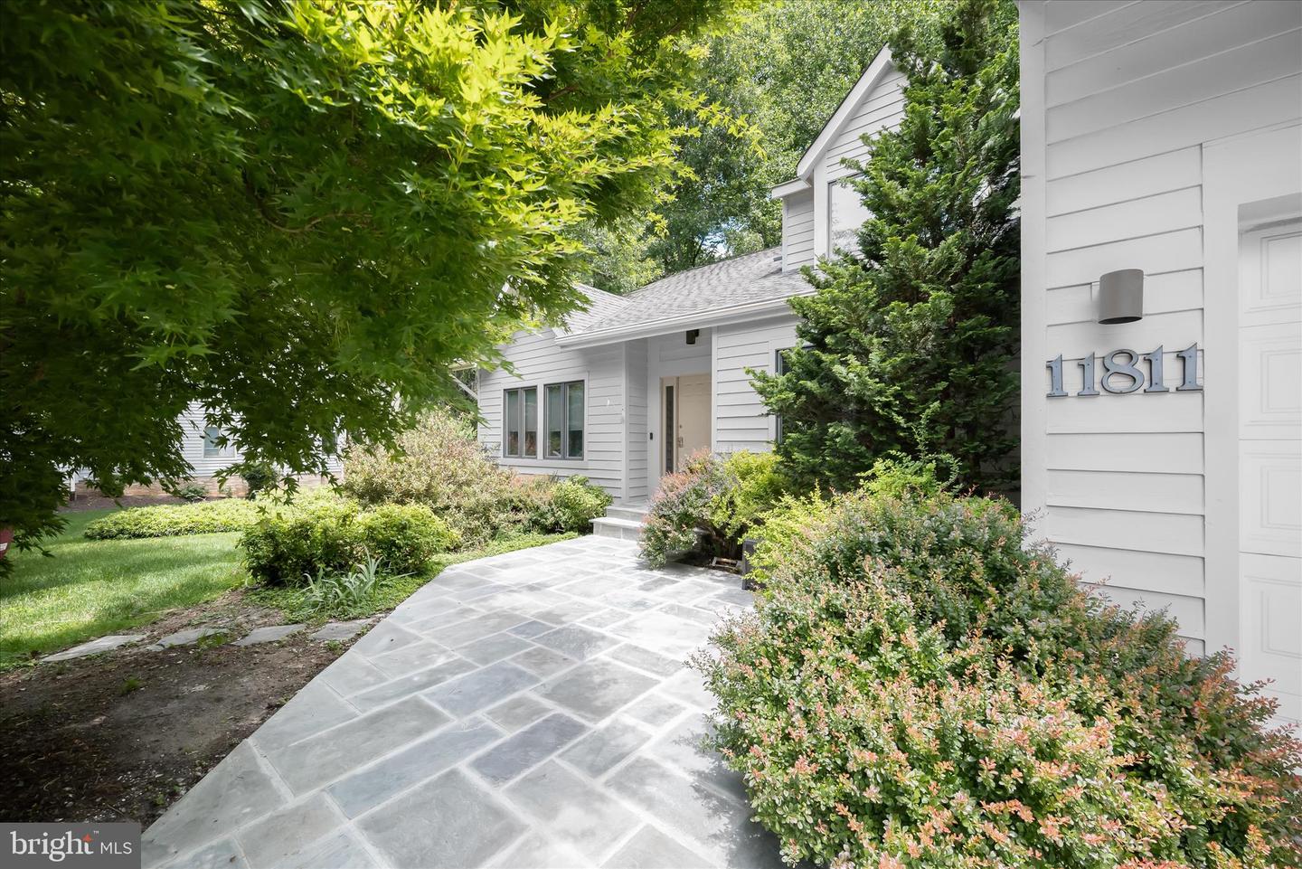 11811 Far Edge Path Property Photo 3