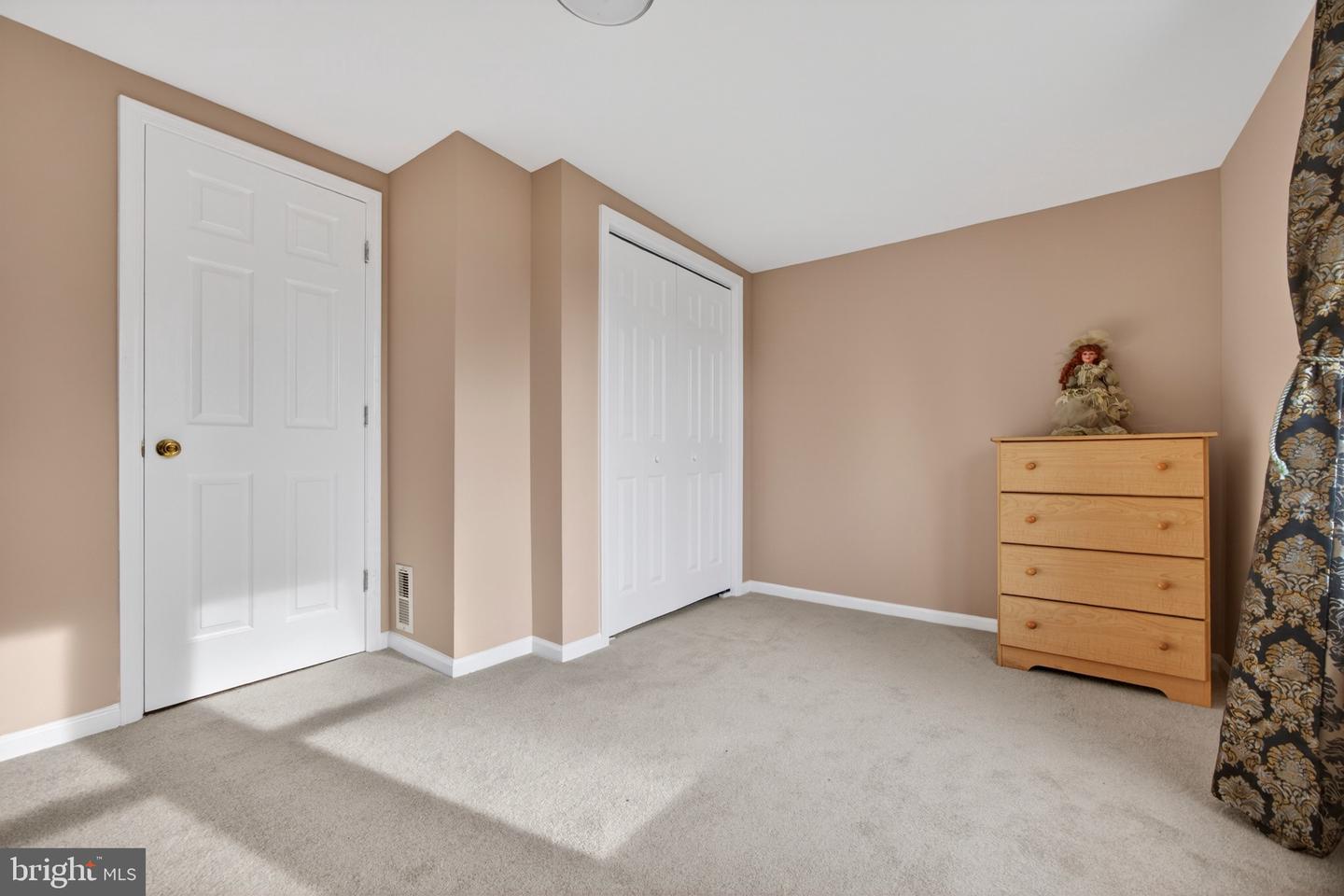 8615 Ridge Rd Property Photo 19