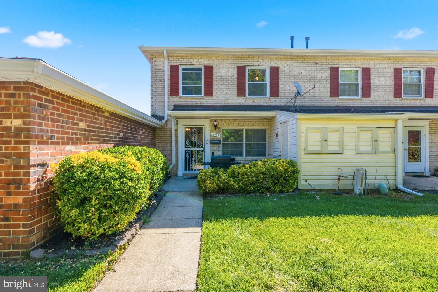 9240 Bridle Path #g Property Photo 1