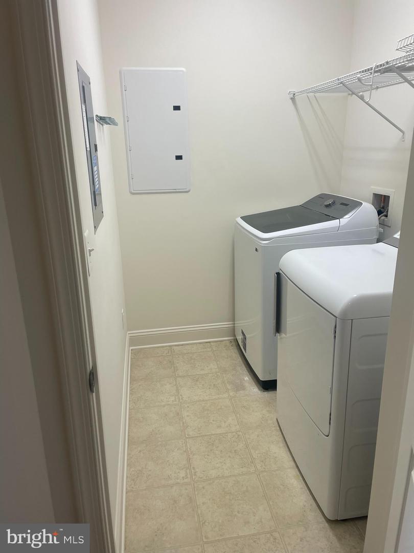 8501 Coltrane Ct #407 Property Photo 8