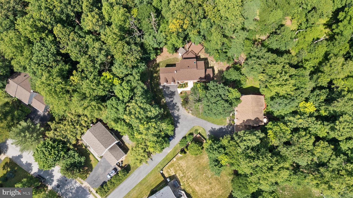 7142 Rivers Edge Rd Property Photo 7