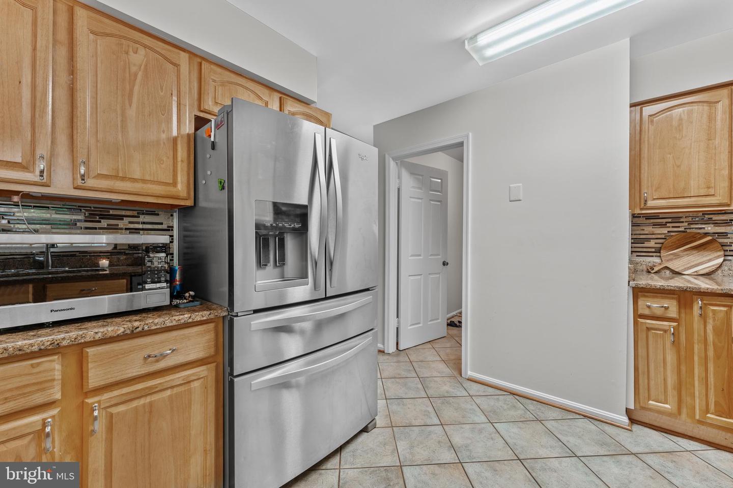 7142 Rivers Edge Rd Property Photo 12