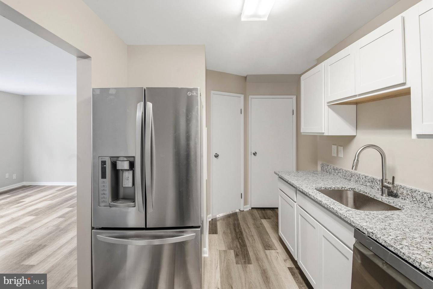 9080 Moonshine Hollow #f Property Photo 9