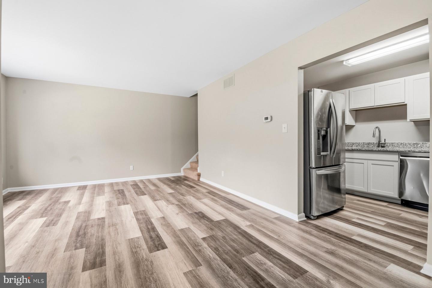 9080 Moonshine Hollow #f Property Photo 11