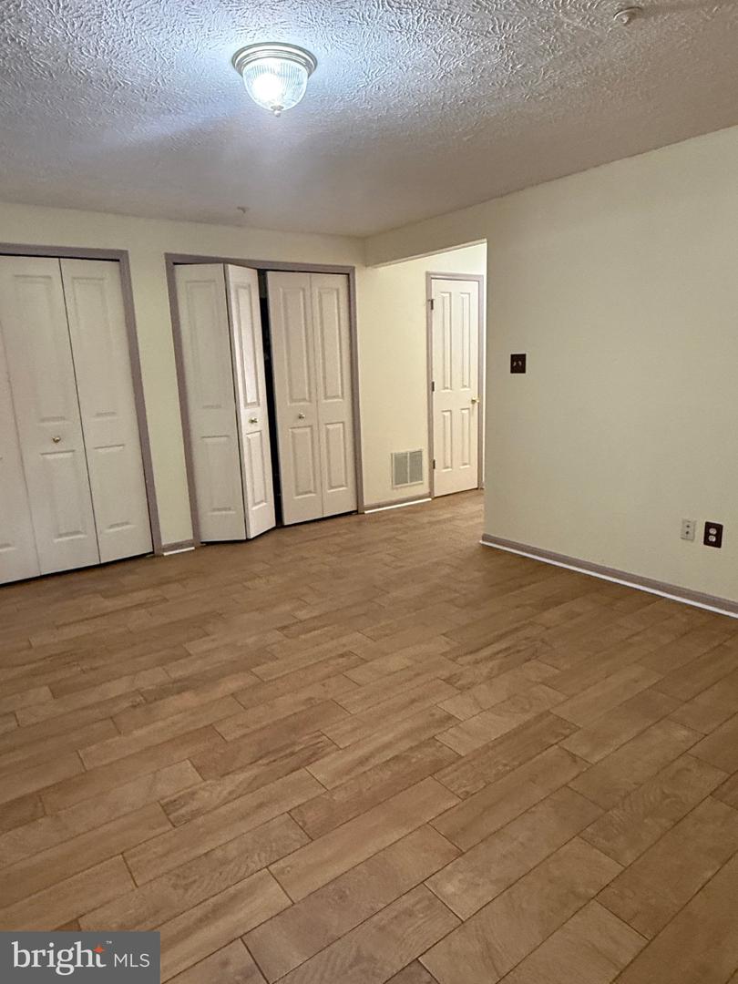 9324 Daly Ct Property Photo 5