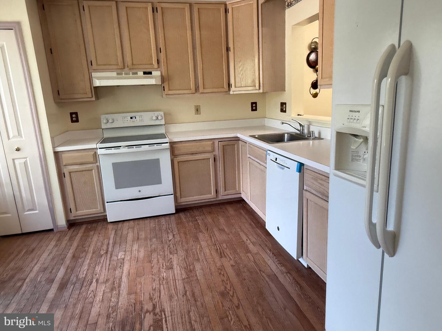 9324 Daly Ct Property Photo 12