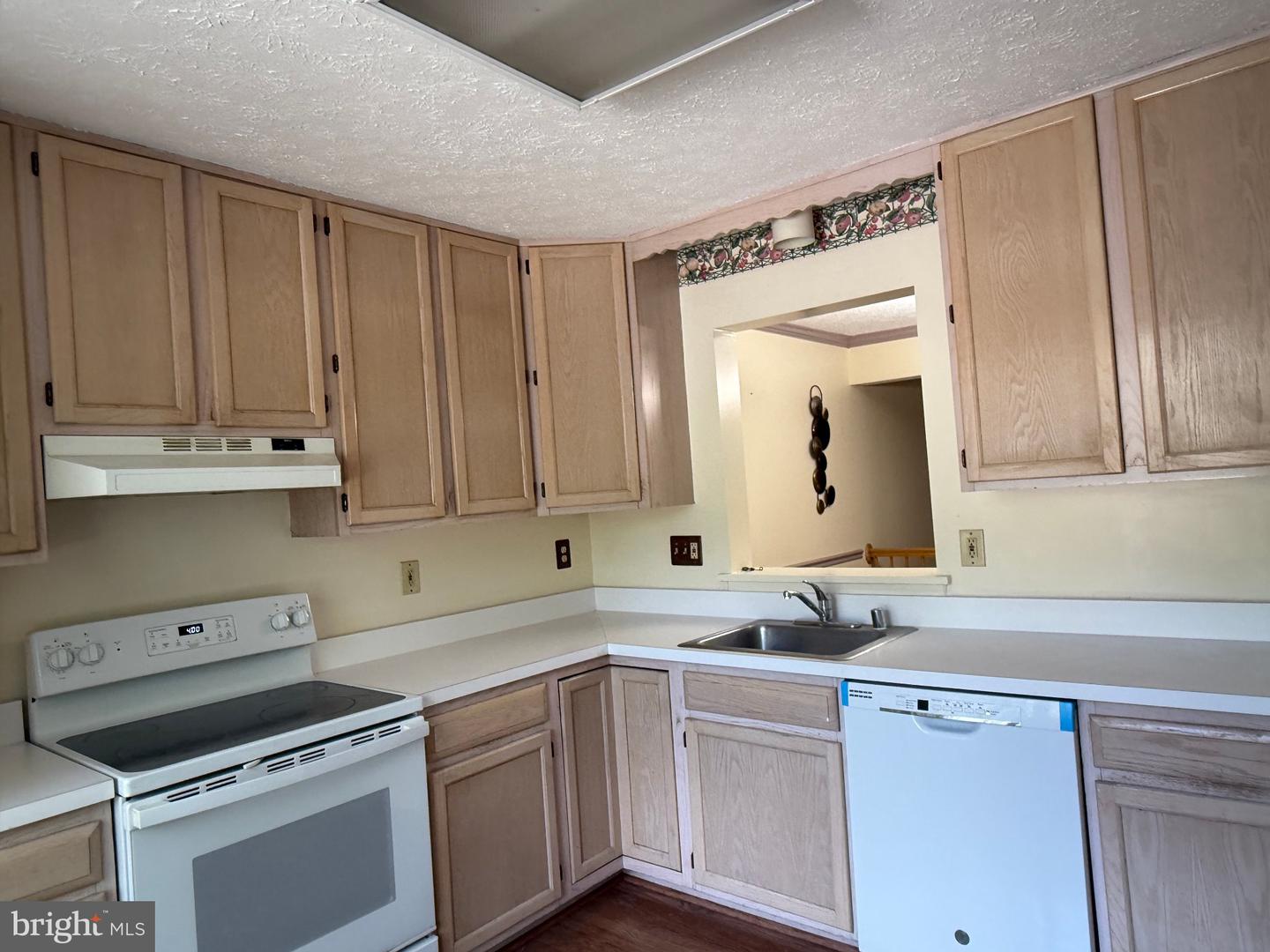 9324 Daly Ct Property Photo 14