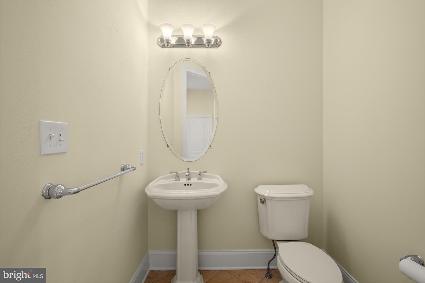 11526 Fox River Dr Property Photo 28